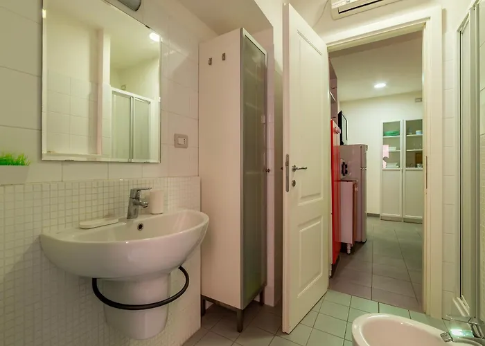 Guesthost - Termini Comfy Apartamento *